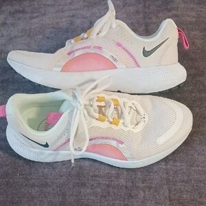 Nike Womens Pastel Pink, White and Pink Low-Top Sneakers
